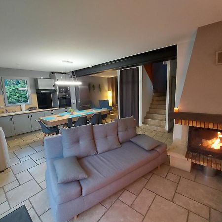 Entre Lac Et Montagne, Chaleureuse Maison 3 Pieces Avec Tres Belle Vue Lac D'Annecy. Terrasse, Jardin, Parking, Cheminee, Barbecue …. Сен-Жорьо Екстериор снимка