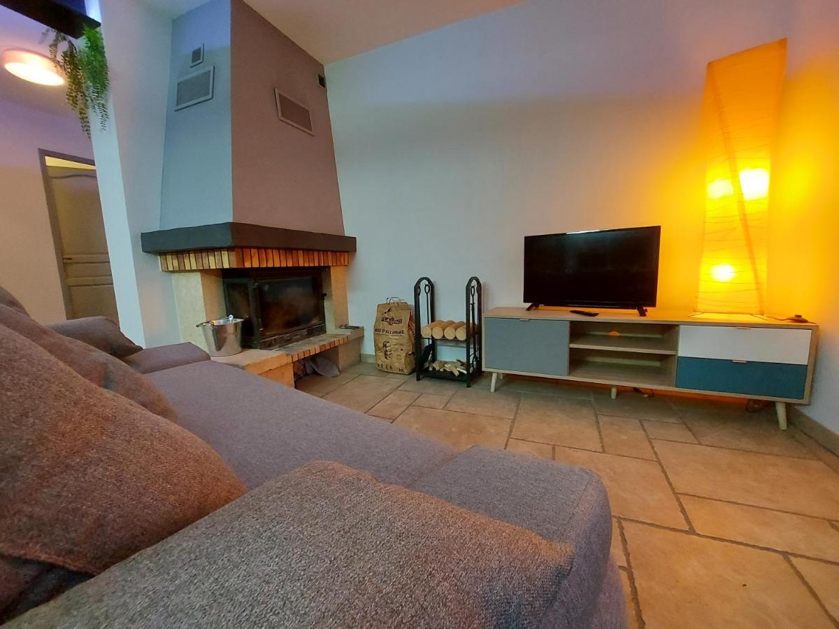 Entre Lac Et Montagne, Chaleureuse Maison 3 Pieces Avec Tres Belle Vue Lac D'Annecy. Terrasse, Jardin, Parking, Cheminee, Barbecue …. Сен-Жорьо Екстериор снимка