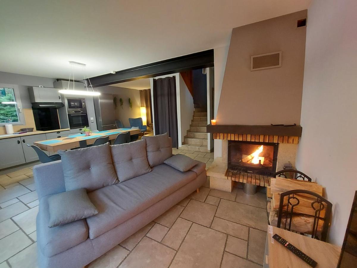 Entre Lac Et Montagne, Chaleureuse Maison 3 Pieces Avec Tres Belle Vue Lac D'Annecy. Terrasse, Jardin, Parking, Cheminee, Barbecue …. Сен-Жорьо Екстериор снимка